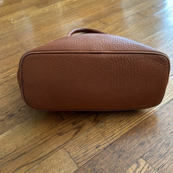 Coach - Picture 7 of 7